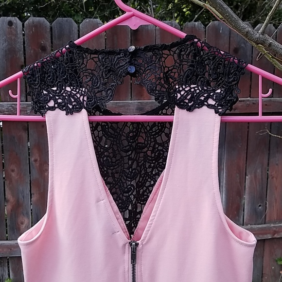 🎀Pink party dress🎀 - Picture 4 of 5